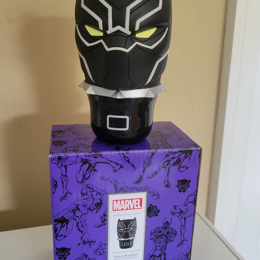 Retired Black Panther Scentsy Diffuser
